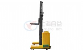 全向(xiàng)前移式堆高AGV